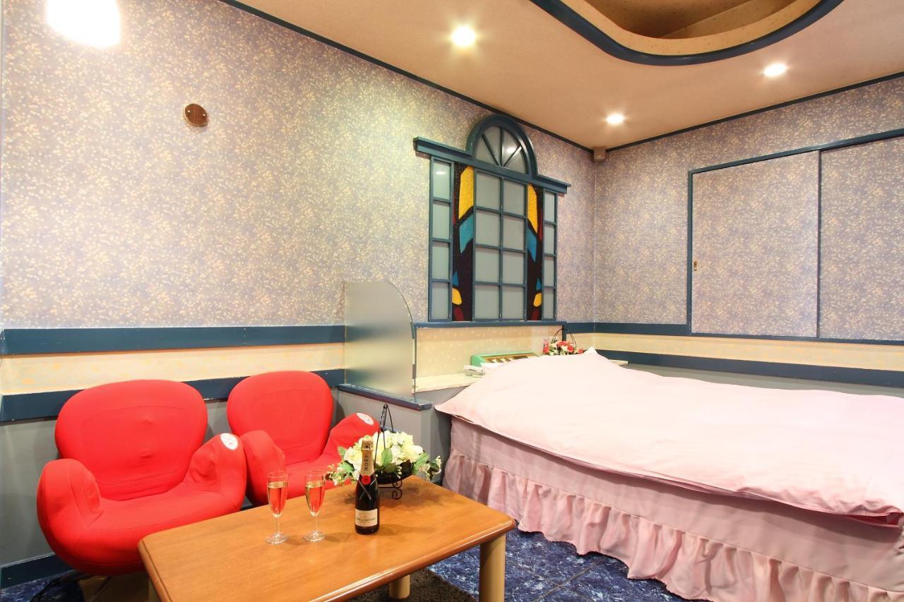 Restay Madonna Part2 (Adults Only) Miyota Luaran gambar